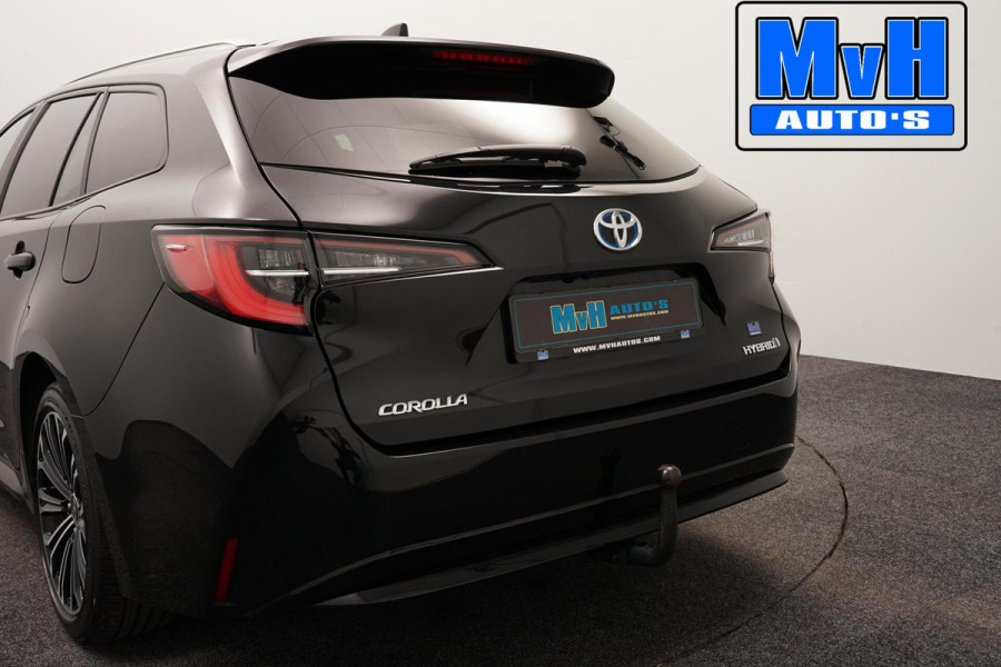 Toyota Corolla Touring Sports 1.8 Hybrid Business Plus|TREKHAAK