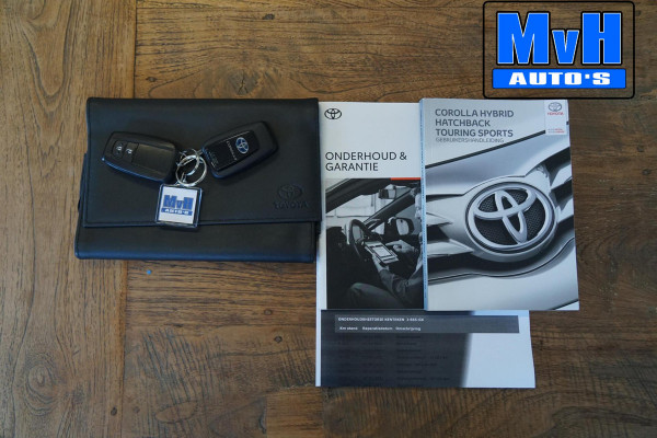 Toyota Corolla Touring Sports 1.8 Hybrid Business Plus|TREKHAAK