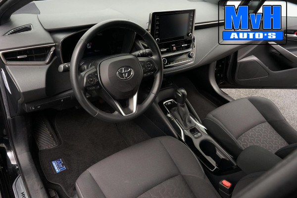 Toyota Corolla Touring Sports 1.8 Hybrid Business Plus|TREKHAAK