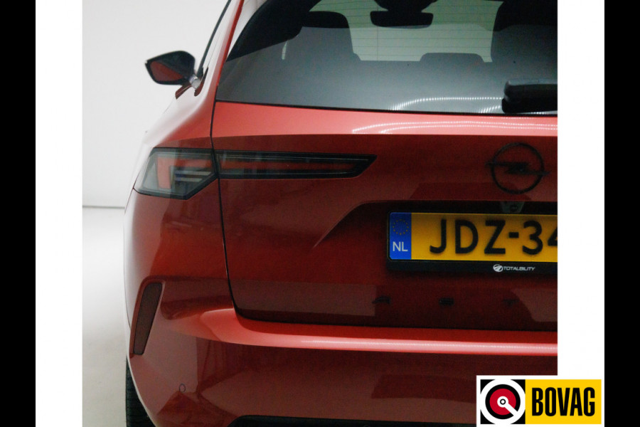 Opel Astra Sports Tourer 1.2 Turbo Ultimate | Pano | Leer | Stoelverwarming+koeling | Sportstoel met memory Achterbankverwarming, Stuurverwarming, Zwart dak, Navigatie, Adaptive cruise