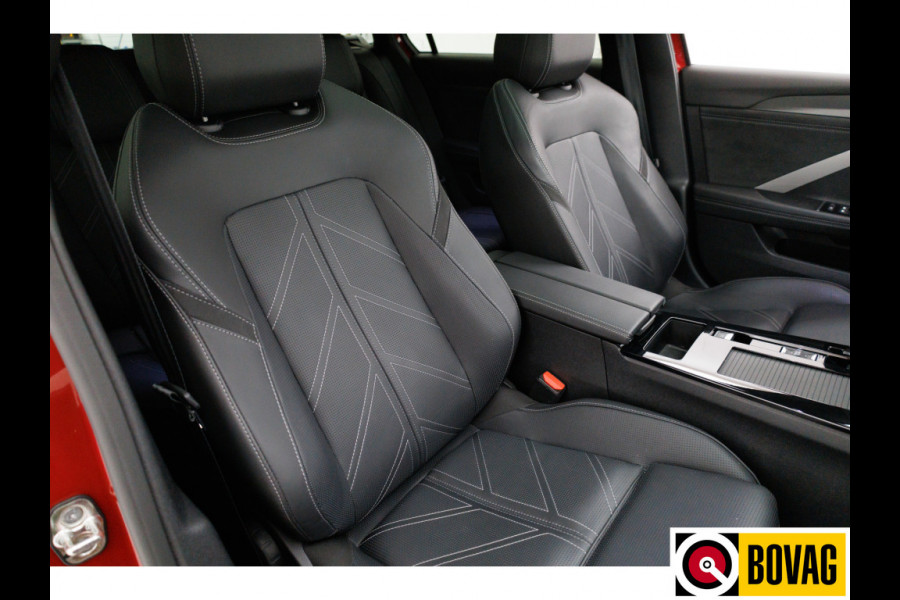 Opel Astra Sports Tourer 1.2 Turbo Ultimate | Pano | Leer | Stoelverwarming+koeling | Sportstoel met memory Achterbankverwarming, Stuurverwarming, Zwart dak, Navigatie, Adaptive cruise