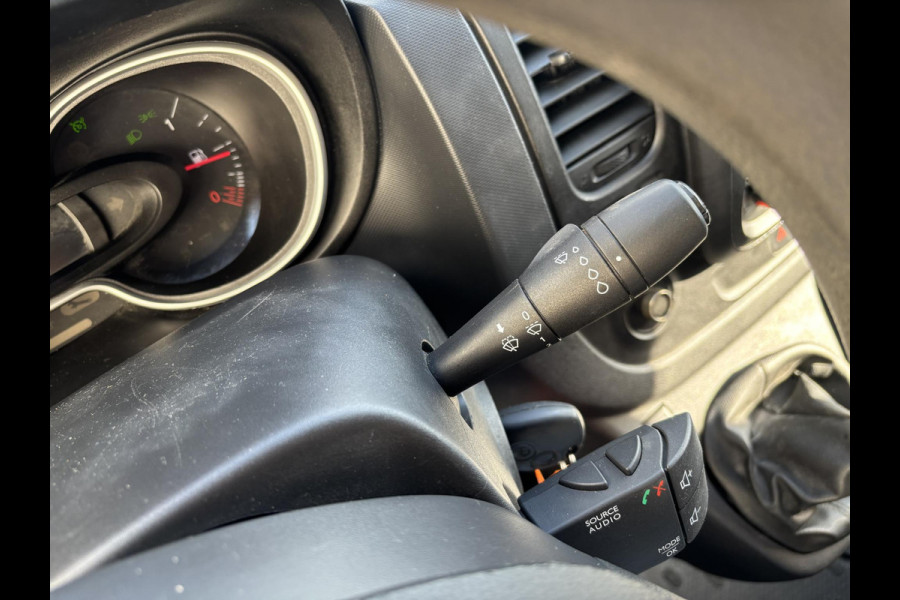 Renault Trafic 2.0 dCi 120 T27 L1H1Comfort*3PERS.*HAAK*CRUISE*A/C