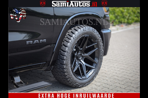 Dodge Ram 1500 Limited Night High Output 540HP 706Nm | Massage + Full Option | De Meest Luxe en Volle Pick-Up in zijn Klasse | Comfortabele Dubbele Cabine met Royale 5 Zitplaatsen | BPM vrij | Nu Leverbaar uit Voorraad | Voorraad Nr 2334 - 5409