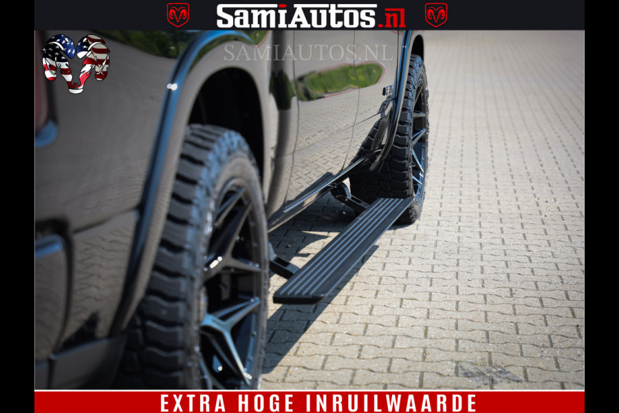 Dodge Ram 1500 Limited Night High Output 540HP 706Nm | Massage + Full Option | De Meest Luxe en Volle Pick-Up in zijn Klasse | Comfortabele Dubbele Cabine met Royale 5 Zitplaatsen | BPM vrij | Nu Leverbaar uit Voorraad | Voorraad Nr 2300 - 7689