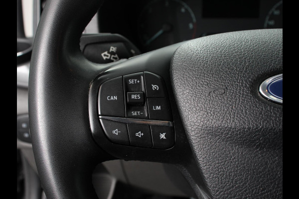 Ford Transit Custom 300 2.0 TDCI 130pk L2H1 Automaat | Navigatie | Cruise control | Camera | PDC VA | Trekhaak | Lichtmetalen Velgen