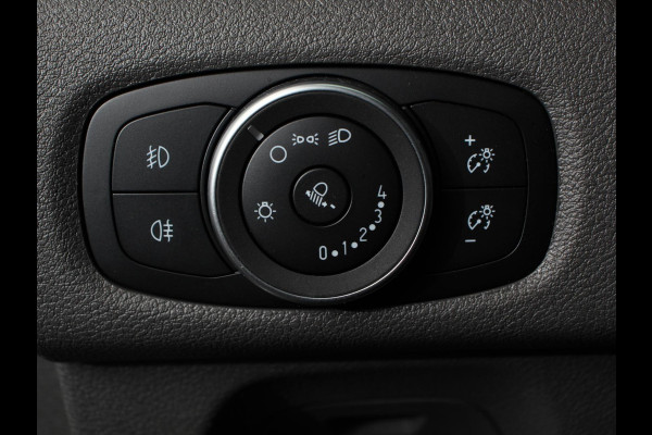 Ford Transit Custom 300 2.0 TDCI 130pk L2H1 Automaat | Navigatie | Cruise control | Camera | PDC VA | Trekhaak | Lichtmetalen Velgen