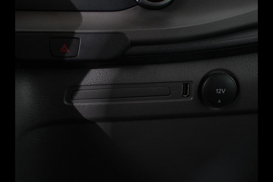 Ford Transit Custom 300 2.0 TDCI 130pk L2H1 Automaat | Navigatie | Cruise control | Camera | PDC VA | Trekhaak | Lichtmetalen Velgen