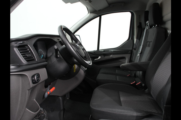 Ford Transit Custom 300 2.0 TDCI 130pk L2H1 Automaat | Navigatie | Cruise control | Camera | PDC VA | Trekhaak | Lichtmetalen Velgen