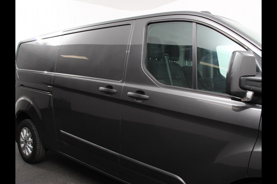 Ford Transit Custom 300 2.0 TDCI 130pk L2H1 Automaat | Navigatie | Cruise control | Camera | PDC VA | Trekhaak | Lichtmetalen Velgen