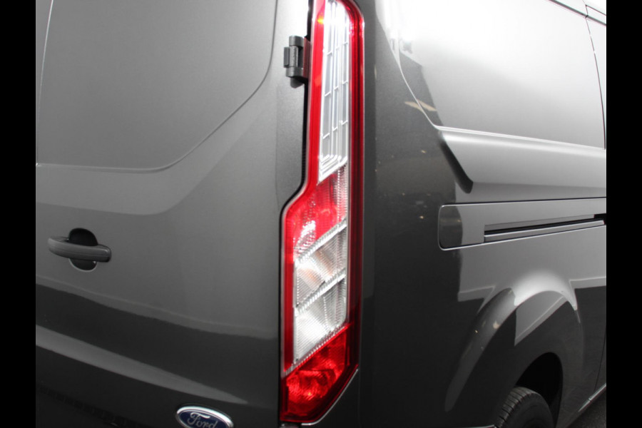 Ford Transit Custom 300 2.0 TDCI 130pk L2H1 Automaat | Navigatie | Cruise control | Camera | PDC VA | Trekhaak | Lichtmetalen Velgen