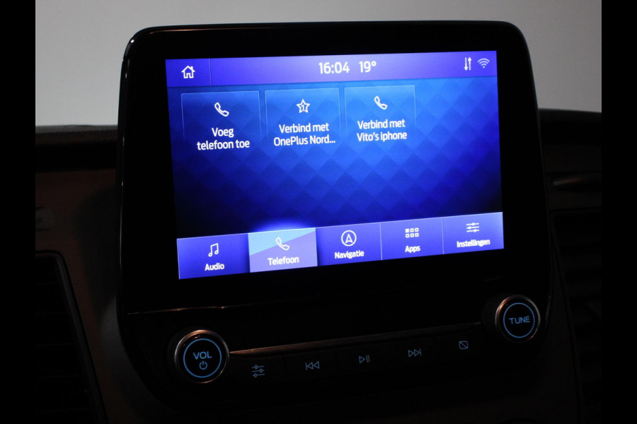 Ford Transit Custom 300 2.0 TDCI 130pk L2H1 Automaat | Navigatie | Cruise control | Camera | PDC VA | Trekhaak | Lichtmetalen Velgen