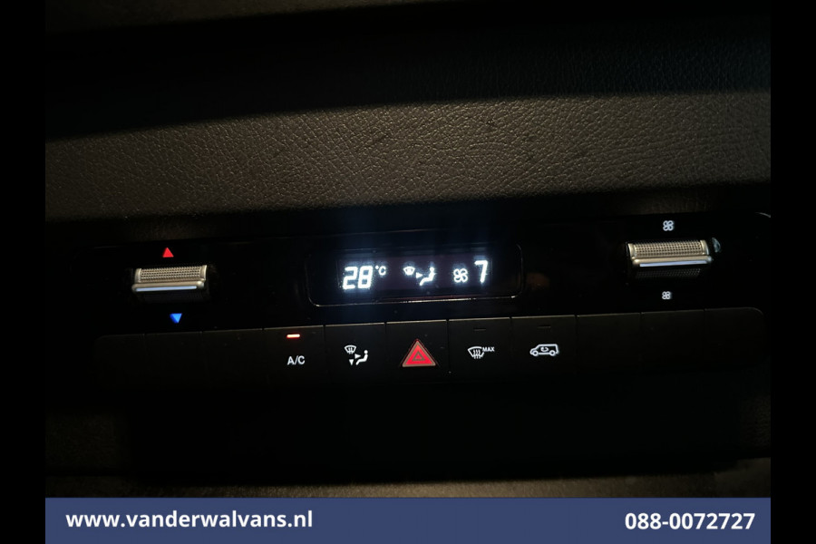 Mercedes-Benz Sprinter 316 CDI 163pk L3H2 Euro6 Airco | Camera | Navigatie | Apple Carplay | Cruisecontrol Bijrijdersbank, Stoelverwarming, Android Auto Mercedes-Benz Sprinter 316 CDI 163pk L3H2 Euro6 Airco | Camera | Navigatie | Apple Carplay | Cruisecontrol Bijrijdersbank, Stoelverwarming, Android Auto