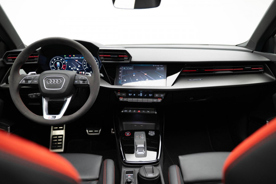 Audi RS3 Sportback 2.5 TFSI quattro |Pano|HUD|Adaptive|B&O|