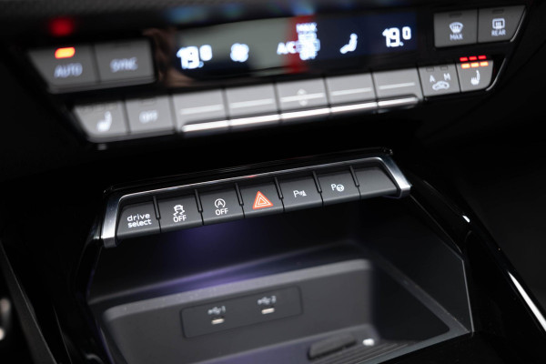 Audi RS3 Sportback 2.5 TFSI quattro |Pano|HUD|Adaptive|B&O|