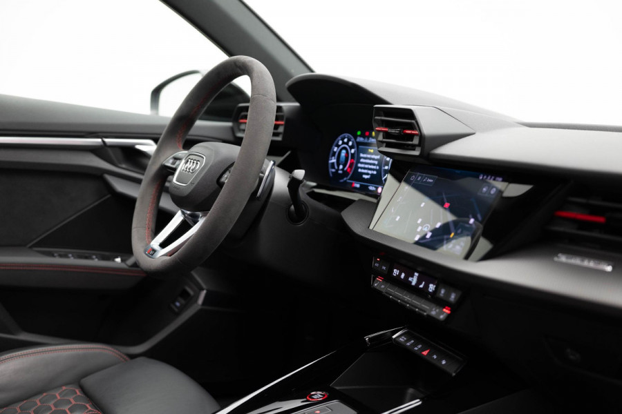 Audi RS3 Sportback 2.5 TFSI quattro |Pano|HUD|Adaptive|B&O|