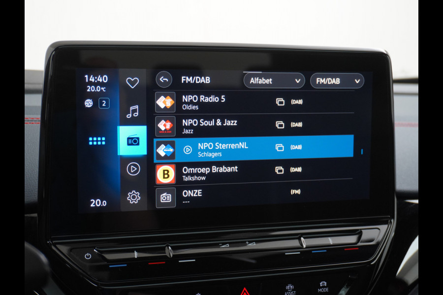 Volkswagen ID.4 GTX 4Motion 300PK (82Kw) 77 kWh PanoDak Warmtepomp 360-Camera 20" Apple Carplay Android Adaptive-Cruise Navi LED-v+a PDC-v+a Two Dual-Ecc App-Connect Mirror-Link Grootste Accu 0-100 6,3 seconden! AWD All Wheel Drive Assistentiepakket Design-pakket plus. Accu garantie tot 15-04-2030/160.000km laden tot 175kw DC of thuis 11kwh AC per uur. Orig.NLse auto € 58.000 nieuw Volkswagen ID.4 GTX 4Motion 300PK (82Kw) 77 kWh PanoDak Warmtepomp 360-Camera 20" Apple Carplay Android Adaptive-Cruise Navi LED-v+a PDC-v+a Two Dual-Ecc App-Connect Mirror-Link Grootste Accu 0-100 6,3 seconden! AWD All Wheel Drive Assistentiepakket Design-pakket plus. Accu garantie tot 15-04-2030/160.000km laden tot 175kw DC of thuis 11kwh AC per uur. Orig.NLse auto € 58.000 nieuw