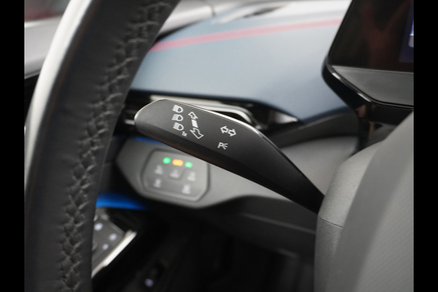 Volkswagen ID.4 GTX 4Motion 300PK (82Kw) 77 kWh PanoDak Warmtepomp 360-Camera 20" Apple Carplay Android Adaptive-Cruise Navi LED-v+a PDC-v+a Two Dual-Ecc App-Connect Mirror-Link Grootste Accu 0-100 6,3 seconden! AWD All Wheel Drive Assistentiepakket Design-pakket plus. Accu garantie tot 15-04-2030/160.000km laden tot 175kw DC of thuis 11kwh AC per uur. Orig.NLse auto € 58.000 nieuw Volkswagen ID.4 GTX 4Motion 300PK (82Kw) 77 kWh PanoDak Warmtepomp 360-Camera 20" Apple Carplay Android Adaptive-Cruise Navi LED-v+a PDC-v+a Two Dual-Ecc App-Connect Mirror-Link Grootste Accu 0-100 6,3 seconden! AWD All Wheel Drive Assistentiepakket Design-pakket plus. Accu garantie tot 15-04-2030/160.000km laden tot 175kw DC of thuis 11kwh AC per uur. Orig.NLse auto € 58.000 nieuw