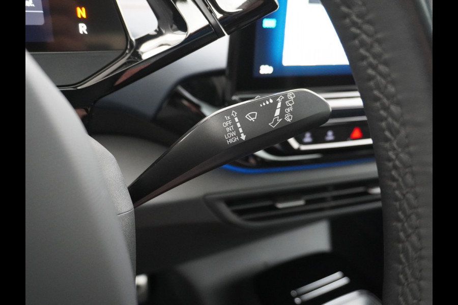 Volkswagen ID.4 GTX 4Motion 300PK (82Kw) 77 kWh PanoDak Warmtepomp 360-Camera 20" Apple Carplay Android Adaptive-Cruise Navi LED-v+a PDC-v+a Two Dual-Ecc App-Connect Mirror-Link Grootste Accu 0-100 6,3 seconden! AWD All Wheel Drive Assistentiepakket Design-pakket plus. Accu garantie tot 15-04-2030/160.000km laden tot 175kw DC of thuis 11kwh AC per uur. Orig.NLse auto € 58.000 nieuw Volkswagen ID.4 GTX 4Motion 300PK (82Kw) 77 kWh PanoDak Warmtepomp 360-Camera 20" Apple Carplay Android Adaptive-Cruise Navi LED-v+a PDC-v+a Two Dual-Ecc App-Connect Mirror-Link Grootste Accu 0-100 6,3 seconden! AWD All Wheel Drive Assistentiepakket Design-pakket plus. Accu garantie tot 15-04-2030/160.000km laden tot 175kw DC of thuis 11kwh AC per uur. Orig.NLse auto € 58.000 nieuw