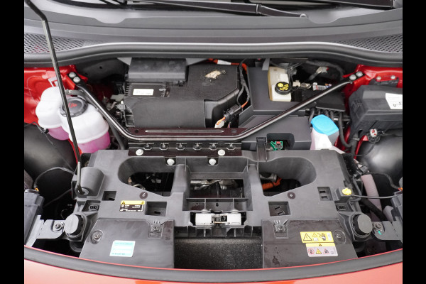 Volkswagen ID.4 GTX 4Motion 300PK (82Kw) 77 kWh PanoDak Warmtepomp 360-Camera 20" Apple Carplay Android Adaptive-Cruise Navi LED-v+a PDC-v+a Two Dual-Ecc App-Connect Mirror-Link Grootste Accu 0-100 6,3 seconden! AWD All Wheel Drive Assistentiepakket Design-pakket plus. Accu garantie tot 15-04-2030/160.000km laden tot 175kw DC of thuis 11kwh AC per uur. Orig.NLse auto € 58.000 nieuw Volkswagen ID.4 GTX 4Motion 300PK (82Kw) 77 kWh PanoDak Warmtepomp 360-Camera 20" Apple Carplay Android Adaptive-Cruise Navi LED-v+a PDC-v+a Two Dual-Ecc App-Connect Mirror-Link Grootste Accu 0-100 6,3 seconden! AWD All Wheel Drive Assistentiepakket Design-pakket plus. Accu garantie tot 15-04-2030/160.000km laden tot 175kw DC of thuis 11kwh AC per uur. Orig.NLse auto € 58.000 nieuw
