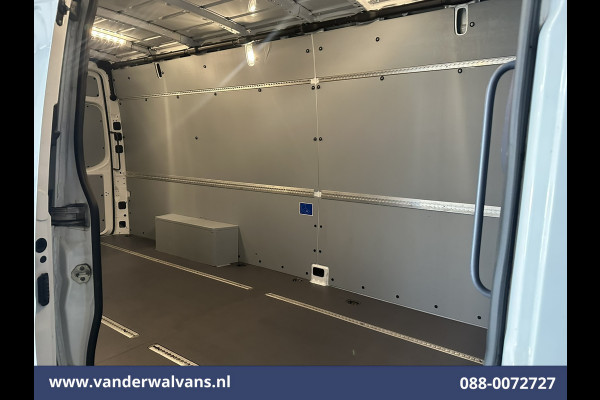 Mercedes-Benz Sprinter 315 CDI 150pk L3H2 Euro6 Airco | 360 Graden Camera | Navigatie | Apple Carplay Android Auto, Cruisecontrol, Parkeersensoren, Stoelverwarming, Chauffeursstoel, Bijrijdersbank Mercedes-Benz Sprinter 315 CDI 150pk L3H2 Euro6 Airco | 360 Graden Camera | Navigatie | Apple Carplay Android Auto, Cruisecontrol, Parkeersensoren, Stoelverwarming, Chauffeursstoel, Bijrijdersbank