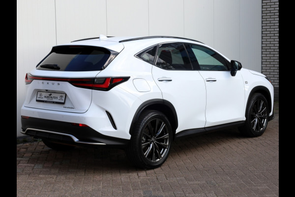Lexus NX 450h+ AWD F Sport Line | Head-Up | Adaptief onderstel | 360 Cam Lexus NX 450h+ AWD F Sport Line | Head-Up | Adaptief onderstel | 360 Cam