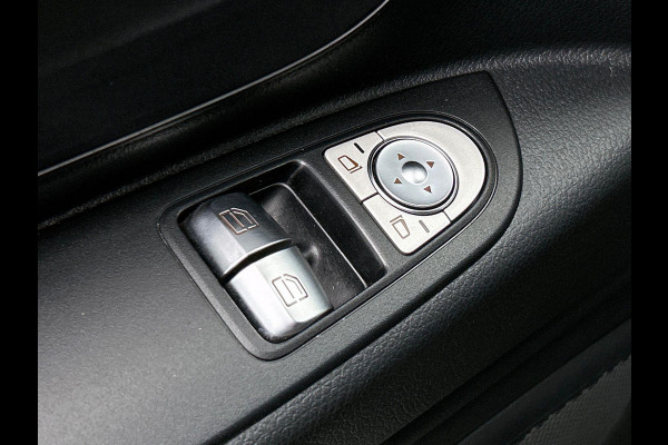 Mercedes-Benz Vito 114 CDI Lang Automaat Navigatie Airco Bluetooth Camera Trekhaak Mercedes-Benz Vito 114 CDI Lang Automaat Navigatie Airco Bluetooth Camera Trekhaak