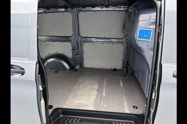 Mercedes-Benz Vito 114 CDI Lang Automaat Navigatie Airco Bluetooth Camera Trekhaak Mercedes-Benz Vito 114 CDI Lang Automaat Navigatie Airco Bluetooth Camera Trekhaak