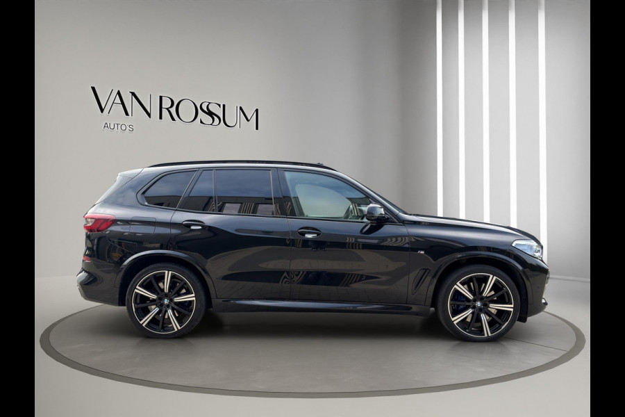 BMW X5 xDrive45e M-Sport B&W Sky Massage Laser BMW X5 xDrive45e M-Sport B&W Sky Massage Laser