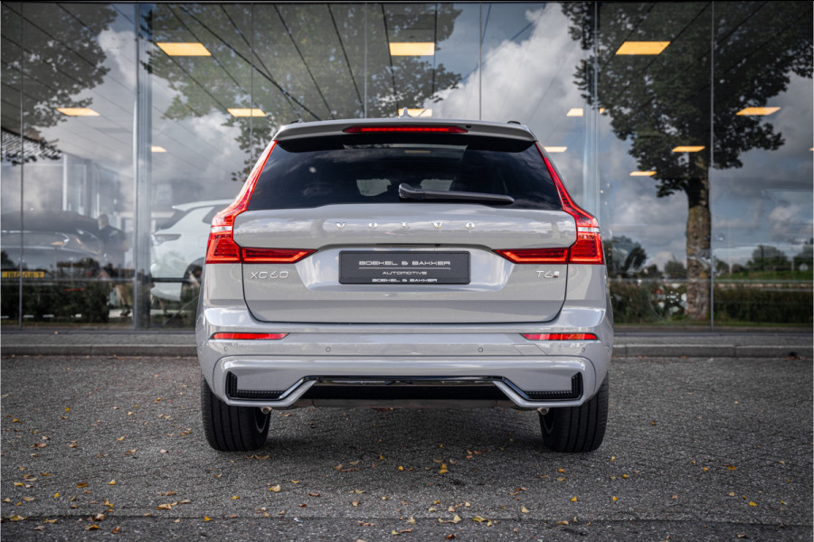 Volvo XC60 2.0 T6 Plug-in hybrid AWD Plus Dark ** Trekhaak ** Panodak ** H/K