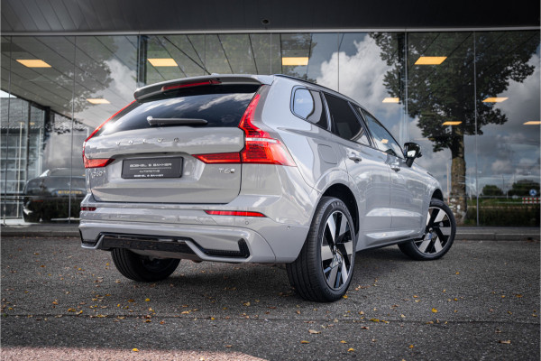 Volvo XC60 2.0 T6 Plug-in hybrid AWD Plus Dark ** Trekhaak ** Panodak ** H/K