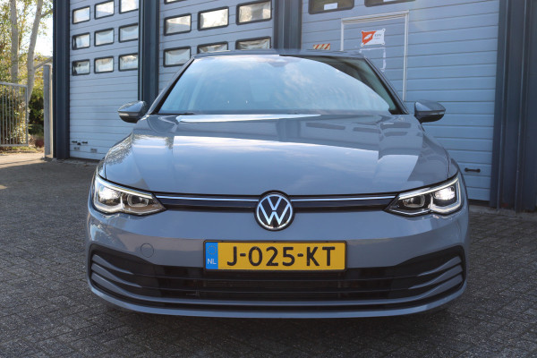 Volkswagen Golf 1.5 TSI Life Business Xenon Virtuel cockpit Sportzetels Camera Led Bj:2020 Volkswagen Golf 1.5 TSI Life Business Xenon Virtuel cockpit Sportzetels Camera Led Bj:2020