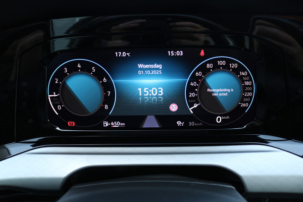 Volkswagen Golf 1.5 TSI Life Business Xenon Virtuel cockpit Sportzetels Camera Led Bj:2020 Volkswagen Golf 1.5 TSI Life Business Xenon Virtuel cockpit Sportzetels Camera Led Bj:2020