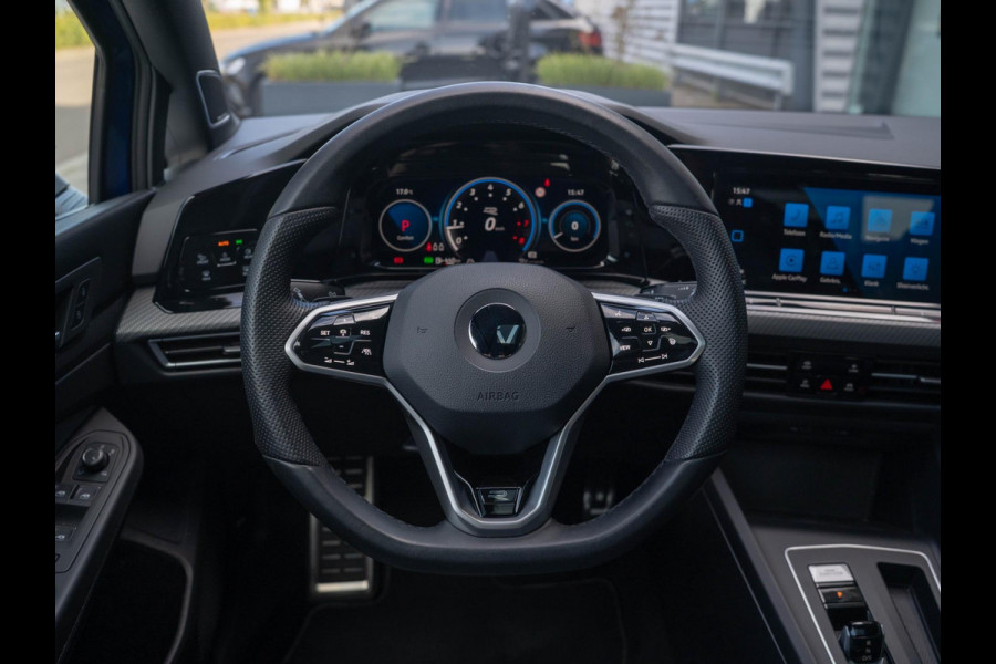 Volkswagen Golf 2.0 TSI R-line / 190PK / Pano / IQ / Black style / H&K / Keyless / Stoel+Stuurverwarming / DAB+