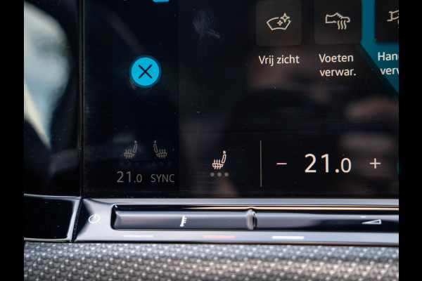 Volkswagen Golf 2.0 TSI R-line / 190PK / Pano / IQ / Black style / H&K / Keyless / Stoel+Stuurverwarming / DAB+