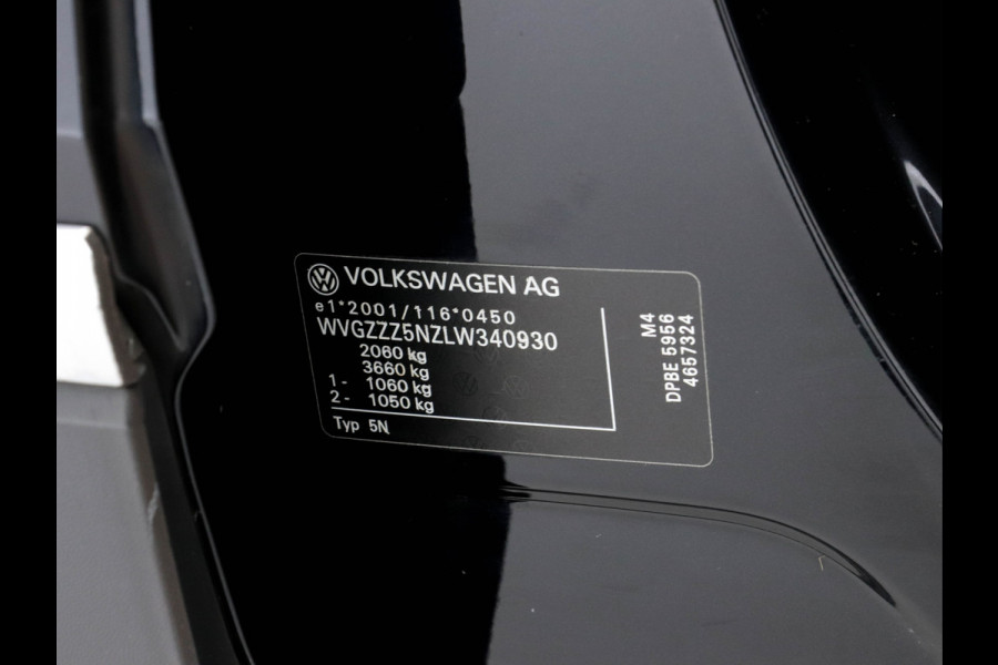 Volkswagen Tiguan 1.5 TSI Comfortline-Business (INCL-BTW) *NAVI-FULLMAP | MICROFIBRE | DAB | ECC | PDC | CRUISE | PARKPILOT | LANE-ASSIST | CARPLAY | PRIVACY-GLASS | COMFORT-SEATS | 17"ALU*