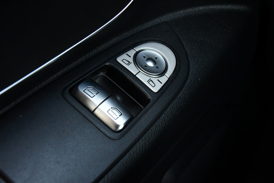 Mercedes-Benz Vito 116 CDI L3 DC AMG Edition Camera, Cruise, Carplay, LED, Stoelverarming, Standkachel, Automaat, multimedia, Uniek!