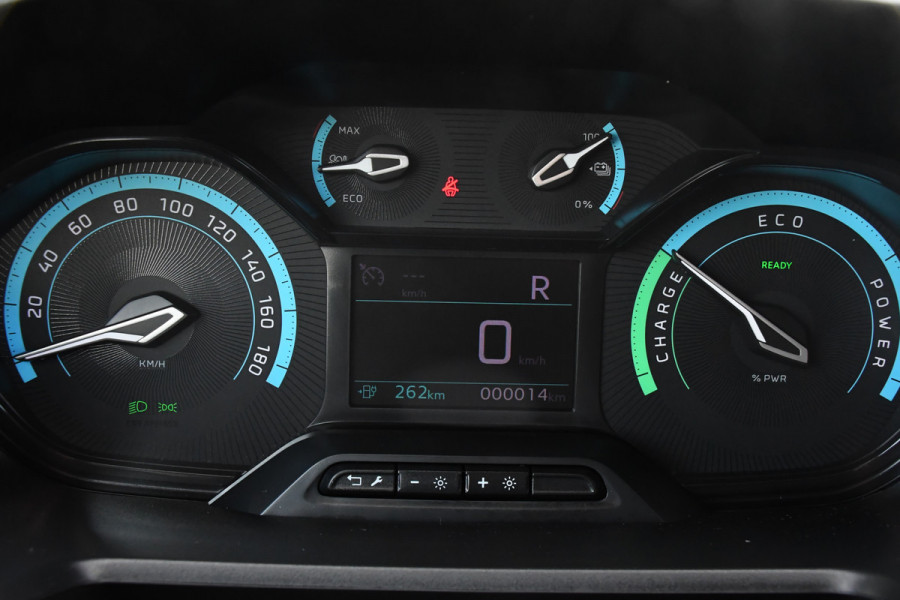 Peugeot e-Partner 136 L1 50 kWh Black Edition Camera, Cruise, Carplay, Stoelverwarming, 136pk, Multimedia, BOM VOL! Peugeot e-Partner 136 L1 50 kWh Black Edition Camera, Cruise, Carplay, Stoelverwarming, 136pk, Multimedia, BOM VOL!
