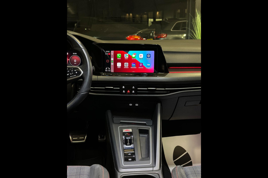 Volkswagen Golf 2.0 TSI GTI|PANO|HEAD UP|FULL OPTION Volkswagen Golf 2.0 TSI GTI|PANO|HEAD UP|FULL OPTION