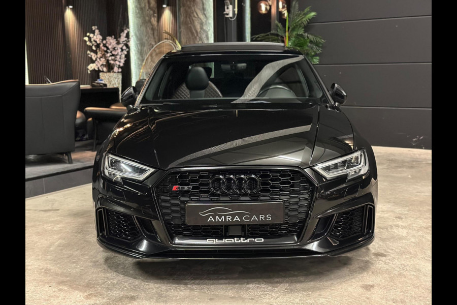 Audi A3 Limousine 2.5 TFSI RS 3 quattro|PANO|BOMVOL|ABT|DEALER OND. Audi A3 Limousine 2.5 TFSI RS 3 quattro|PANO|BOMVOL|ABT|DEALER OND.