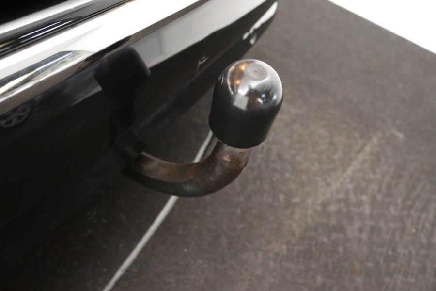 Renault Clio Estate 0.9 TCe Limited (TREKHAAK, NAVIGATIE, PARKEERSENSOREN, BLUETOOTH, CRUISE CONTROL)