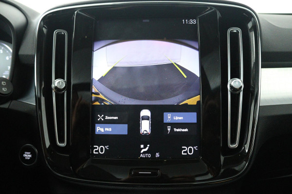 Volvo XC40 2.0 T4 Momentum (PANORAMADAK, DIGITALE COCKPIT, CAMERA, NAVIGATIE, ELEKTR STOELEN, PARKEERSENSOREN, NL-AUTO)