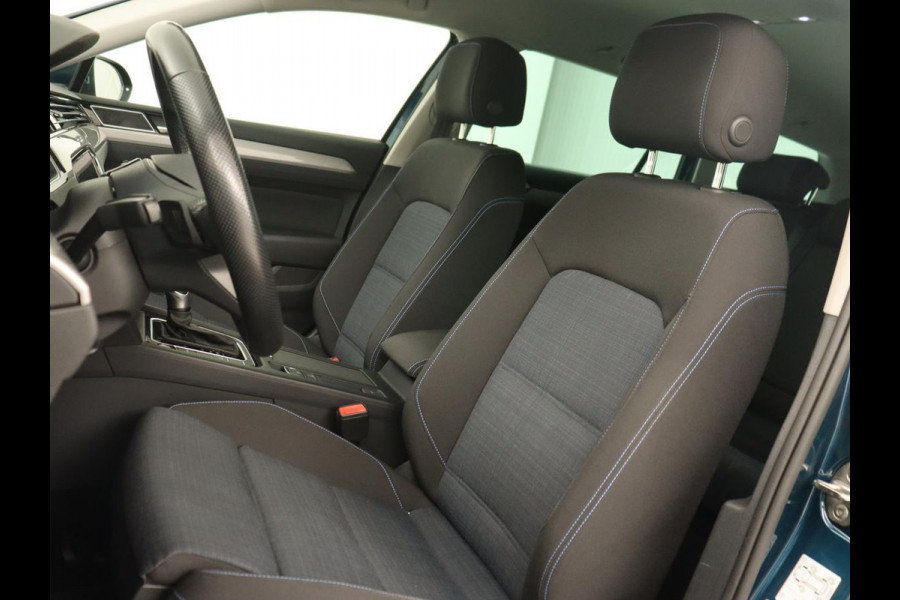 Volkswagen Passat 1.4 TSI PHEV GTE | Trekhaak | Stoelverwarming | Virtual Cockpit | Massage | Camera | Carplay | Adaptive cruise | ErgoComfort | Matrix LED | Plug In Volkswagen Passat 1.4 TSI PHEV GTE | Trekhaak | Stoelverwarming | Virtual Cockpit | Massage | Camera | Carplay | Adaptive cruise | ErgoComfort | Matrix LED | Plug In