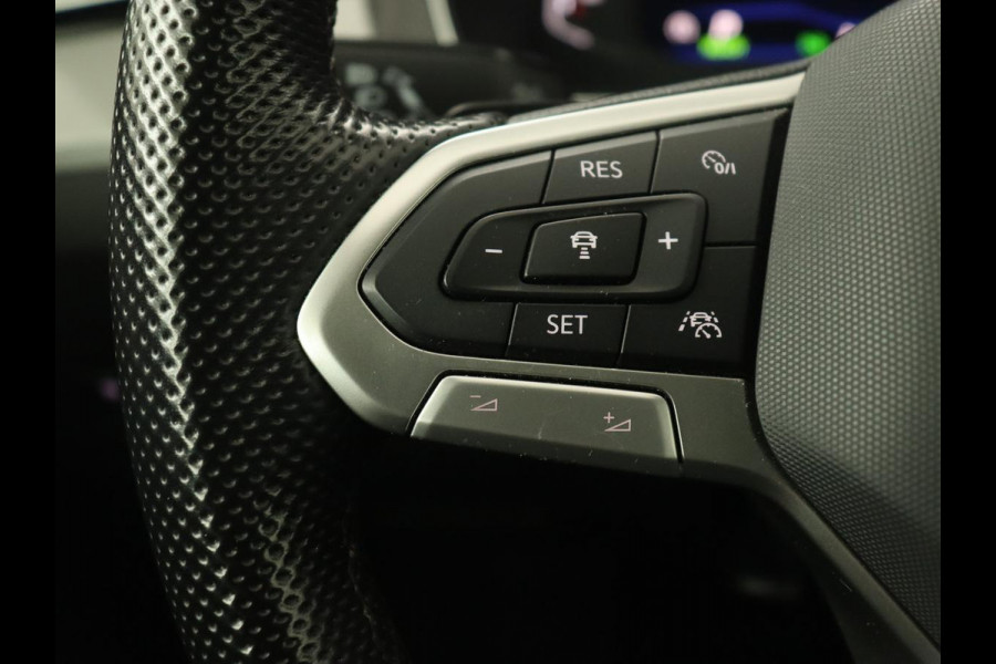 Volkswagen Passat 1.4 TSI PHEV GTE | Trekhaak | Stoelverwarming | Virtual Cockpit | Massage | Camera | Carplay | Adaptive cruise | ErgoComfort | Matrix LED | Plug In Volkswagen Passat 1.4 TSI PHEV GTE | Trekhaak | Stoelverwarming | Virtual Cockpit | Massage | Camera | Carplay | Adaptive cruise | ErgoComfort | Matrix LED | Plug In