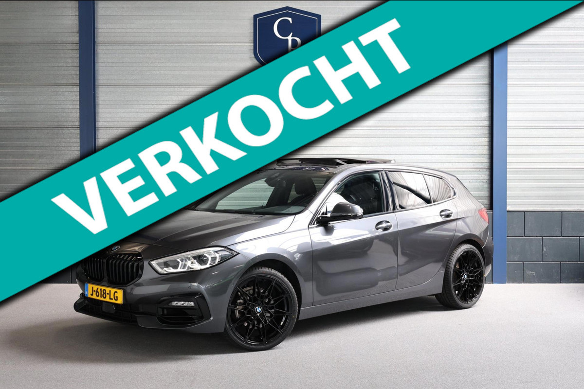 BMW 1-serie 118i M-SPORT LED+XENON/VIRTUAL/SFEER/PANORAMADAK/LEER+S.VERWARMING/LMV/CAM/LINE/ACC/ECC/12 MDN GARANTIE! BMW 1-serie 118i M-SPORT LED+XENON/VIRTUAL/SFEER/PANORAMADAK/LEER+S.VERWARMING/LMV/CAM/LINE/ACC/ECC/12 MDN GARANTIE!