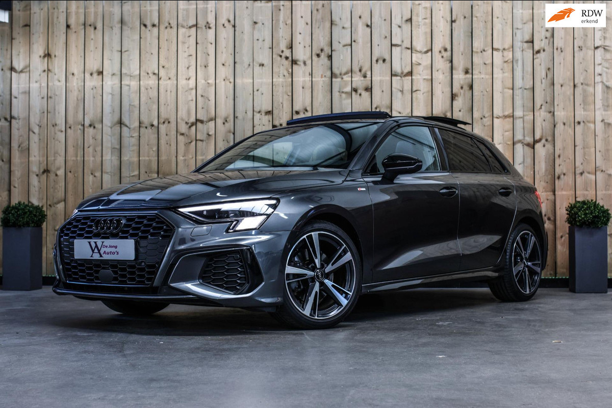 Audi A3 Sportback 35 TFSI S-Line *Pano*B&O*Camera*Standkachel*Matrix Led* Audi A3 Sportback 35 TFSI S-Line *Pano*B&O*Camera*Standkachel*Matrix Led*