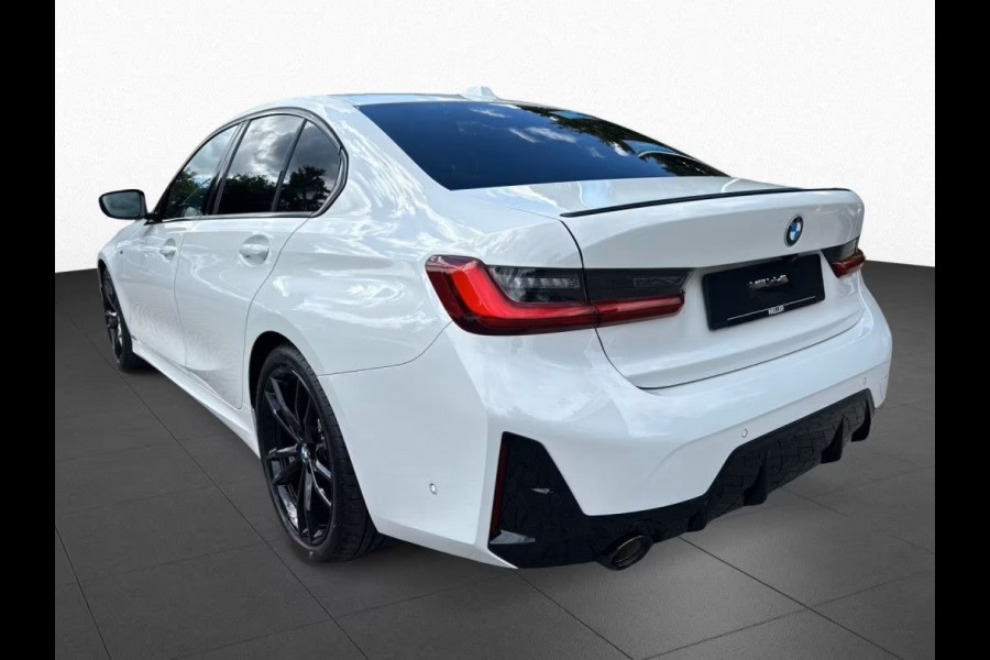 BMW 3-serie 330iA M-SPORT Pro ** LED, LC Prof, SCHUIF/KANTEL, ACC, 19-inch LMV, HuD, H&K Sound ** € 21.750,= onder NP - 1e EIG - UNFALLFREI ** ** INFORMEER OOK NAAR ONZE AANTREKKELIJKE FINANCIAL-LEASE TARIEVEN ** BMW 3-serie 330iA M-SPORT Pro ** LED, LC Prof, SCHUIF/KANTEL, ACC, 19-inch LMV, HuD, H&K Sound ** € 21.750,= onder NP - 1e EIG - UNFALLFREI ** ** INFORMEER OOK NAAR ONZE AANTREKKELIJKE FINANCIAL-LEASE TARIEVEN **