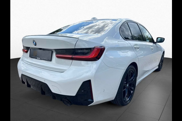 BMW 3-serie 330iA M-SPORT Pro ** LED, LC Prof, SCHUIF/KANTEL, ACC, 19-inch LMV, HuD, H&K Sound ** € 21.750,= onder NP - 1e EIG - UNFALLFREI ** ** INFORMEER OOK NAAR ONZE AANTREKKELIJKE FINANCIAL-LEASE TARIEVEN ** BMW 3-serie 330iA M-SPORT Pro ** LED, LC Prof, SCHUIF/KANTEL, ACC, 19-inch LMV, HuD, H&K Sound ** € 21.750,= onder NP - 1e EIG - UNFALLFREI ** ** INFORMEER OOK NAAR ONZE AANTREKKELIJKE FINANCIAL-LEASE TARIEVEN **