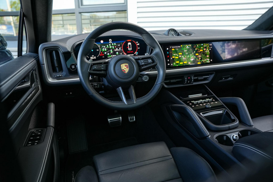 Porsche Cayenne Coupé 3.0 E-Hybrid SportDesign Carbon | 4x Display incl. Passagiersdisplay & HUD Bose 22””