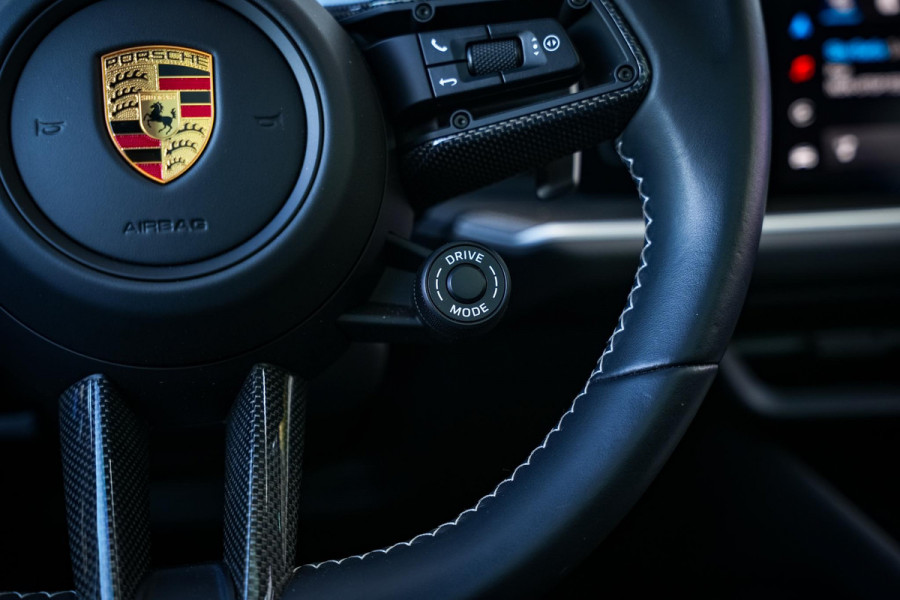 Porsche Cayenne Coupé 3.0 E-Hybrid SportDesign Carbon | 4x Display incl. Passagiersdisplay & HUD Bose 22””