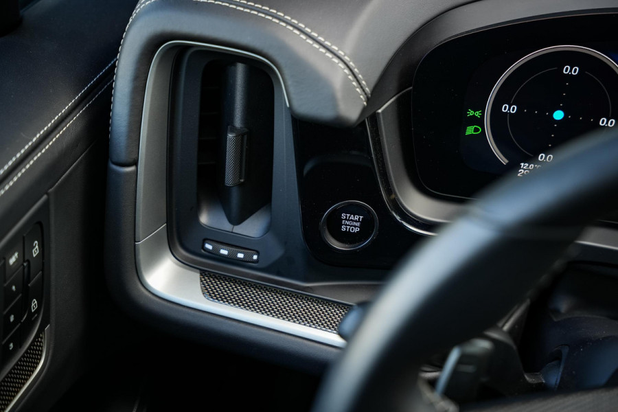 Porsche Cayenne Coupé 3.0 E-Hybrid SportDesign Carbon | 4x Display incl. Passagiersdisplay & HUD Bose 22””